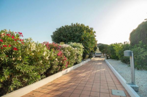 Royal Playa Suite and Apartament -private parking- self chek out